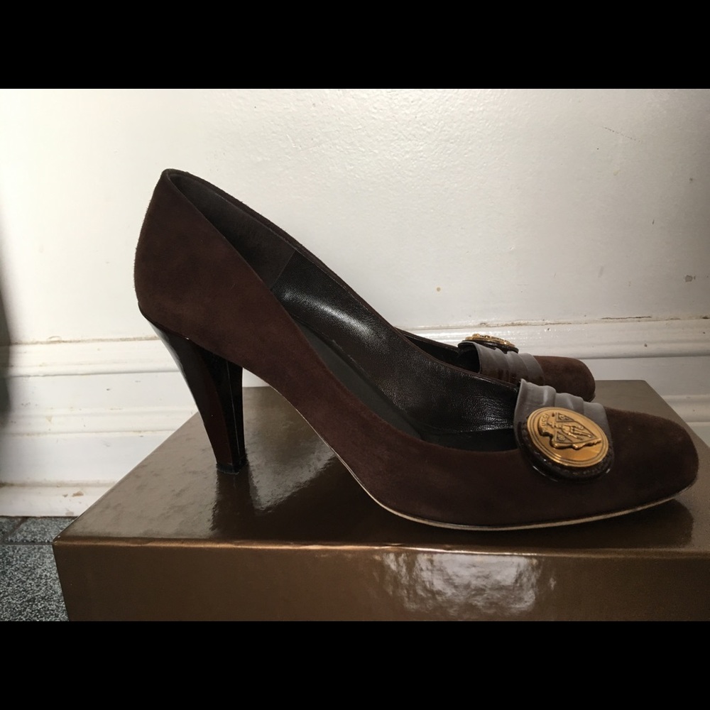 Gucci pumps